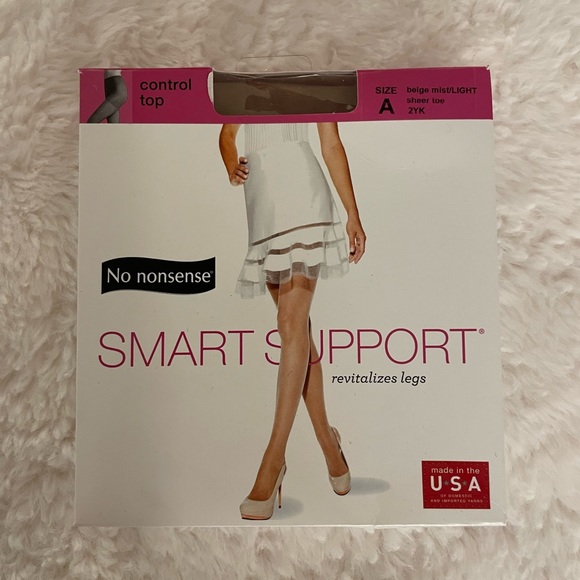 NWOT Hanes Beige Mist/Light Control Top Tights Size A - Picture 1 of 3